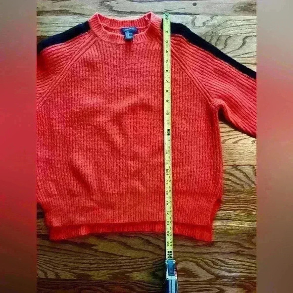 FOREVER 21 - ORANGE SWEATER WITH BLACK ARM STRIPES - SIZE SMALL - Picture 6 of 9